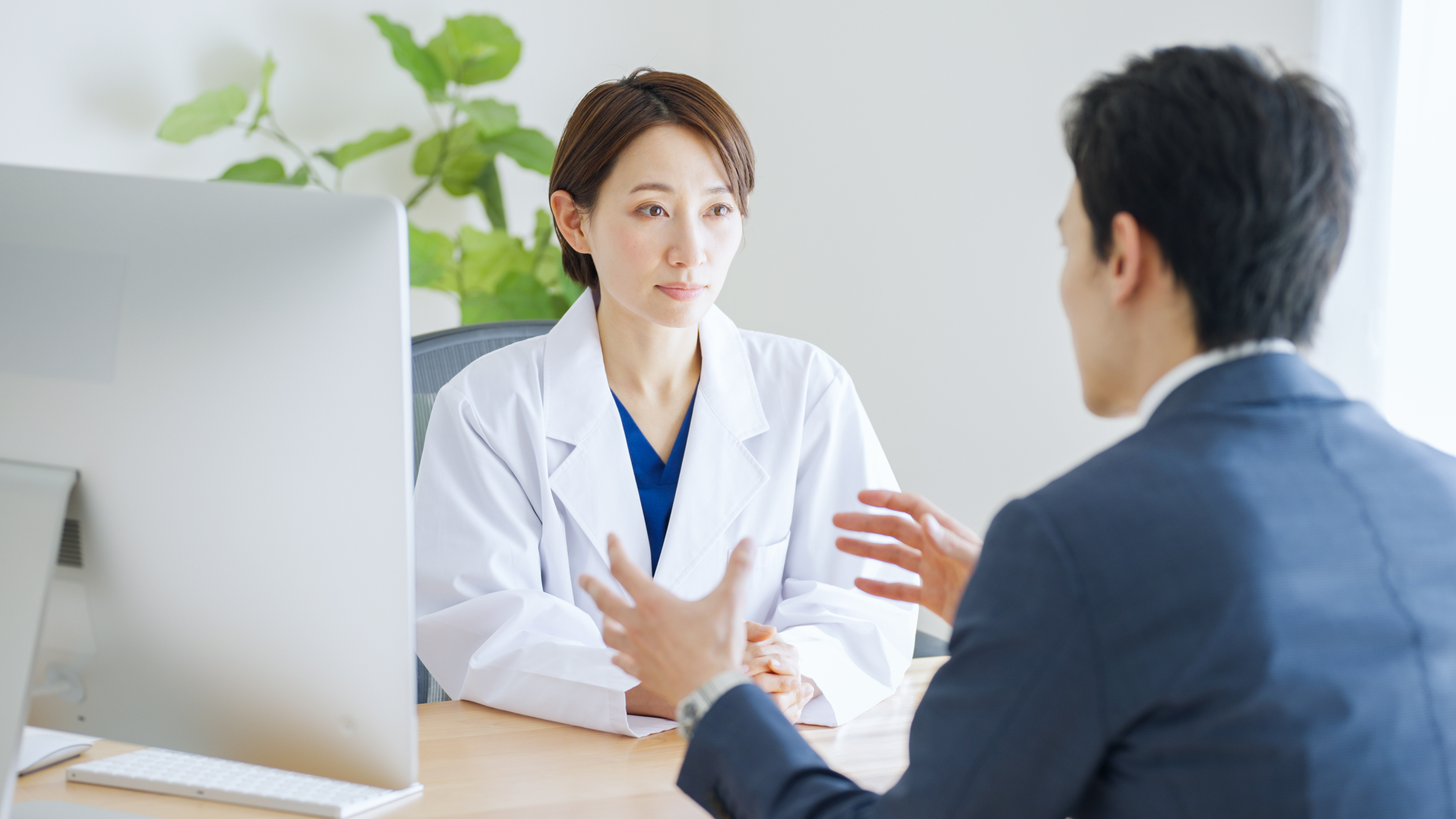 CASE1:小規模事業所(社員数50~100名程度)で健康管理室もなく、産業医も不在